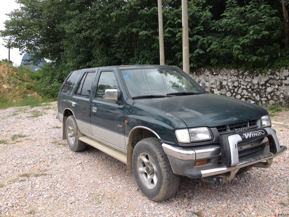 五十铃竞技者2.6汽油四驱