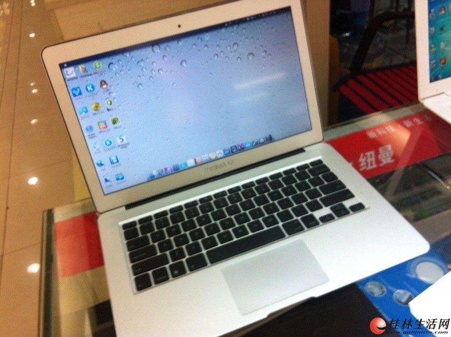超薄13寸苹果笔记本电脑 苹果OS X系统 酷睿i