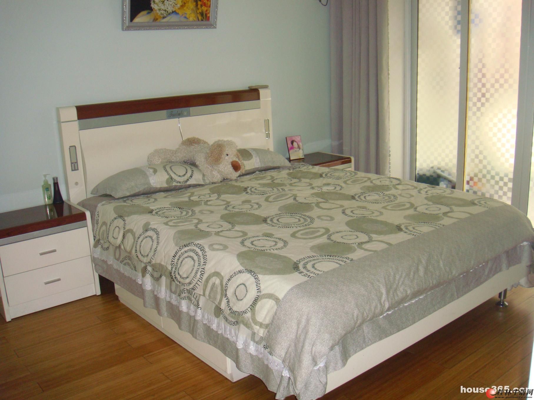 本人有在桂林各区有各种房源出租,欢迎有需要