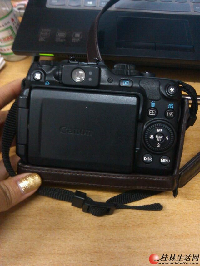 出手一台佳能微单G12