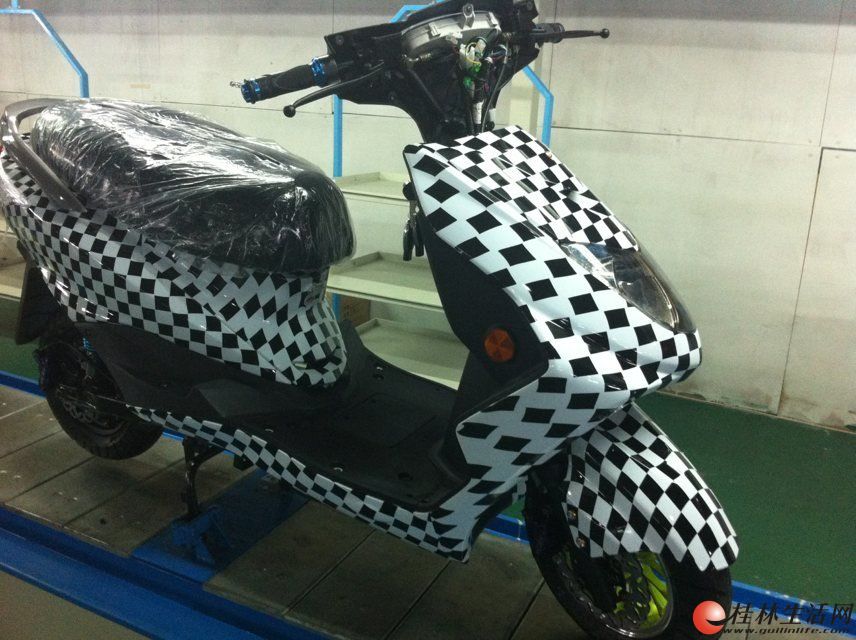 桂林总店,迅鹰60V20A也就是5个大电瓶 - 桂林