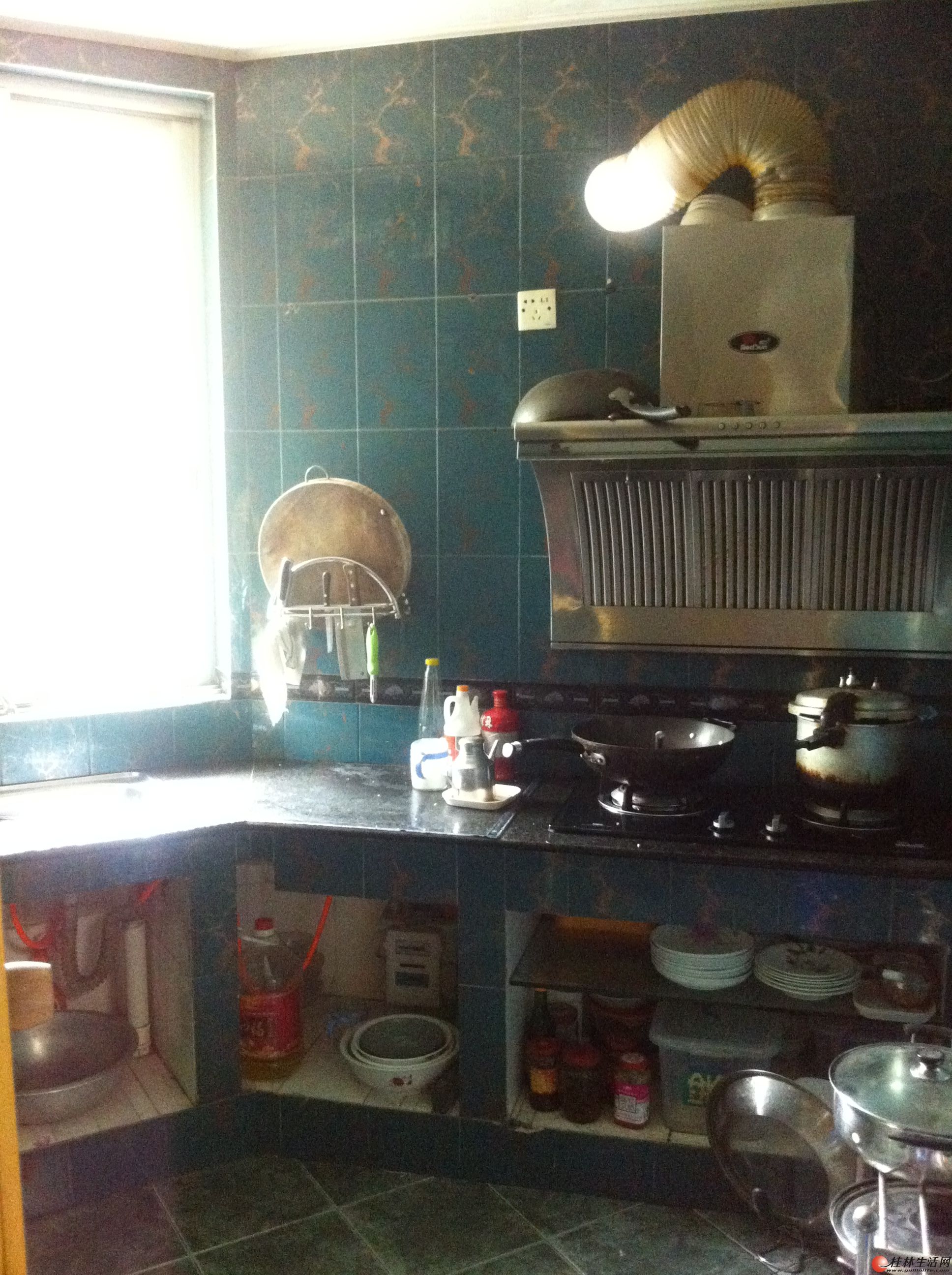 三里店奇峰小筑 90平精装 3房2厅1卫 黄金四楼