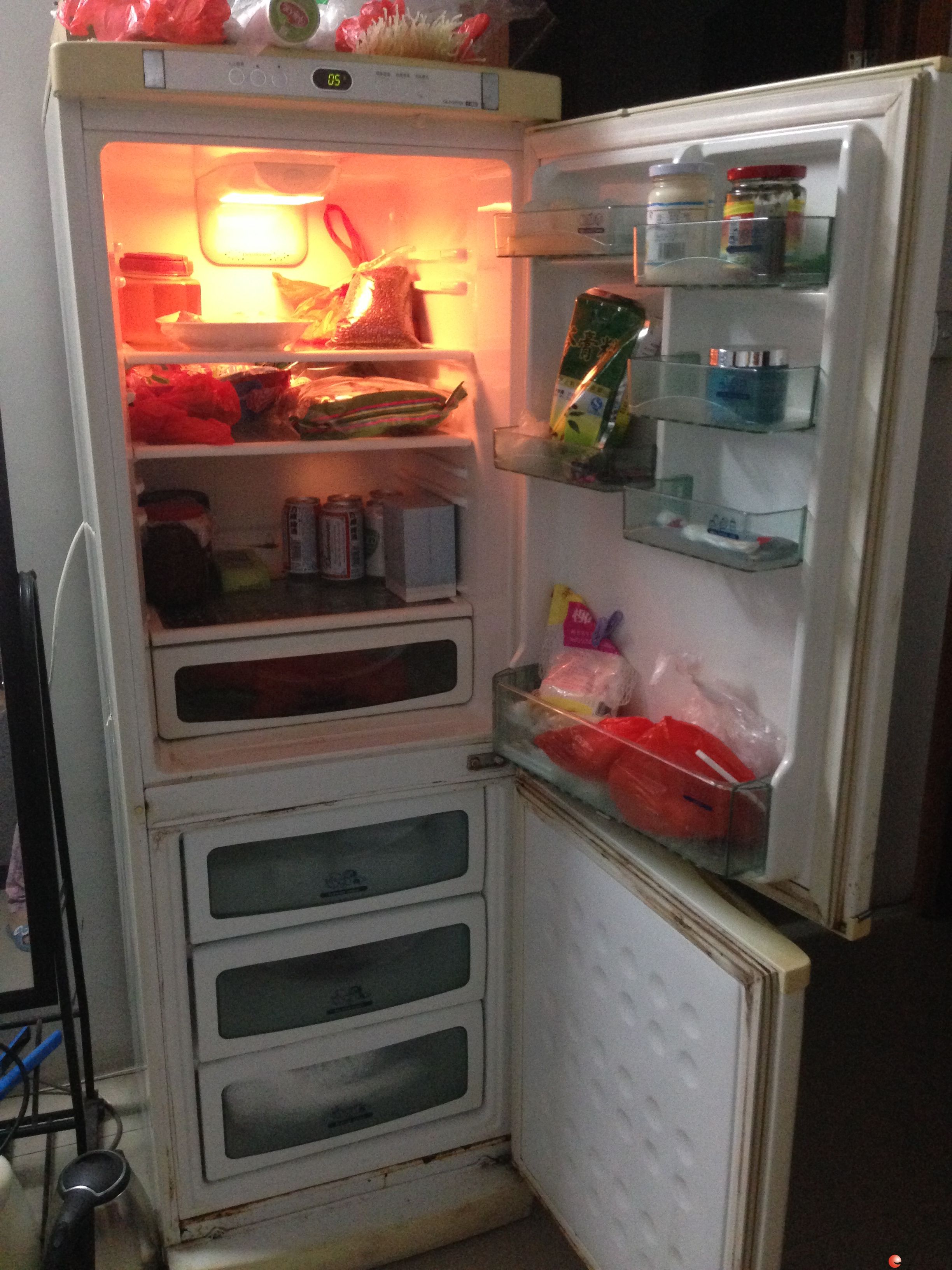 冰箱怎么搬家好 20140925080321714.jpg