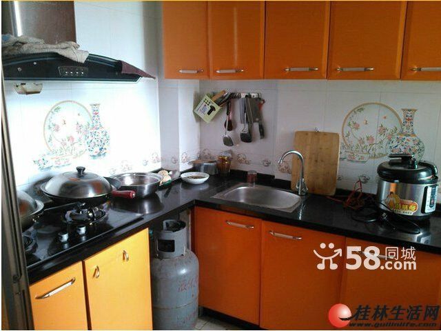 @ 帝景华庭电梯13楼 90平米使用面积精装修急