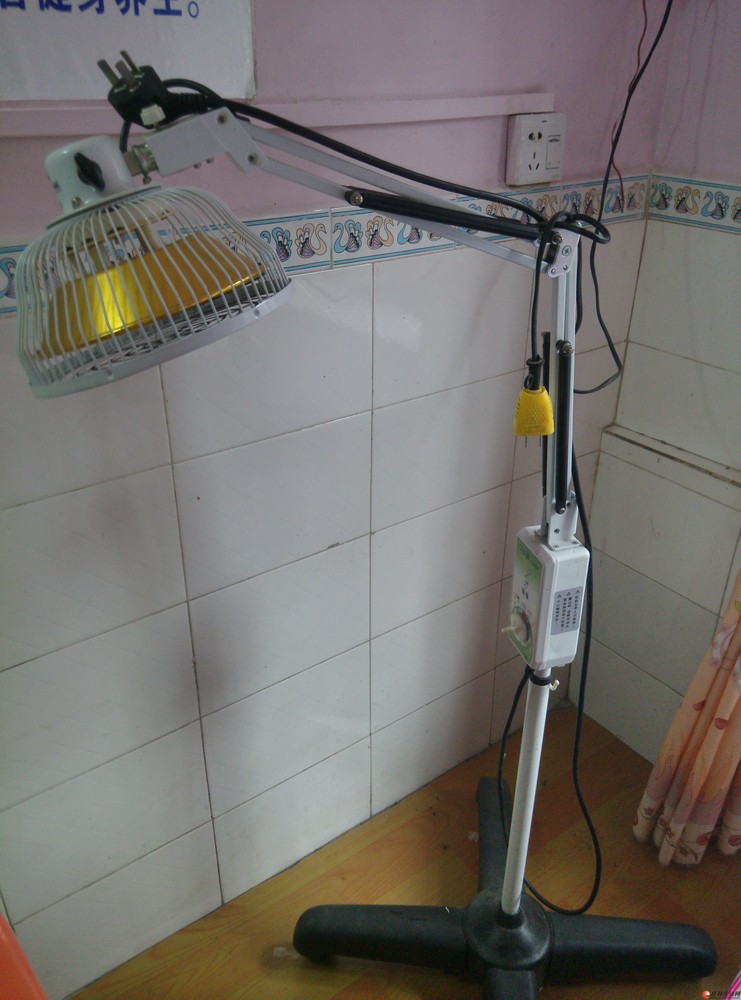 养生馆按摩床,远红外线照射仪低价出售 - 美容