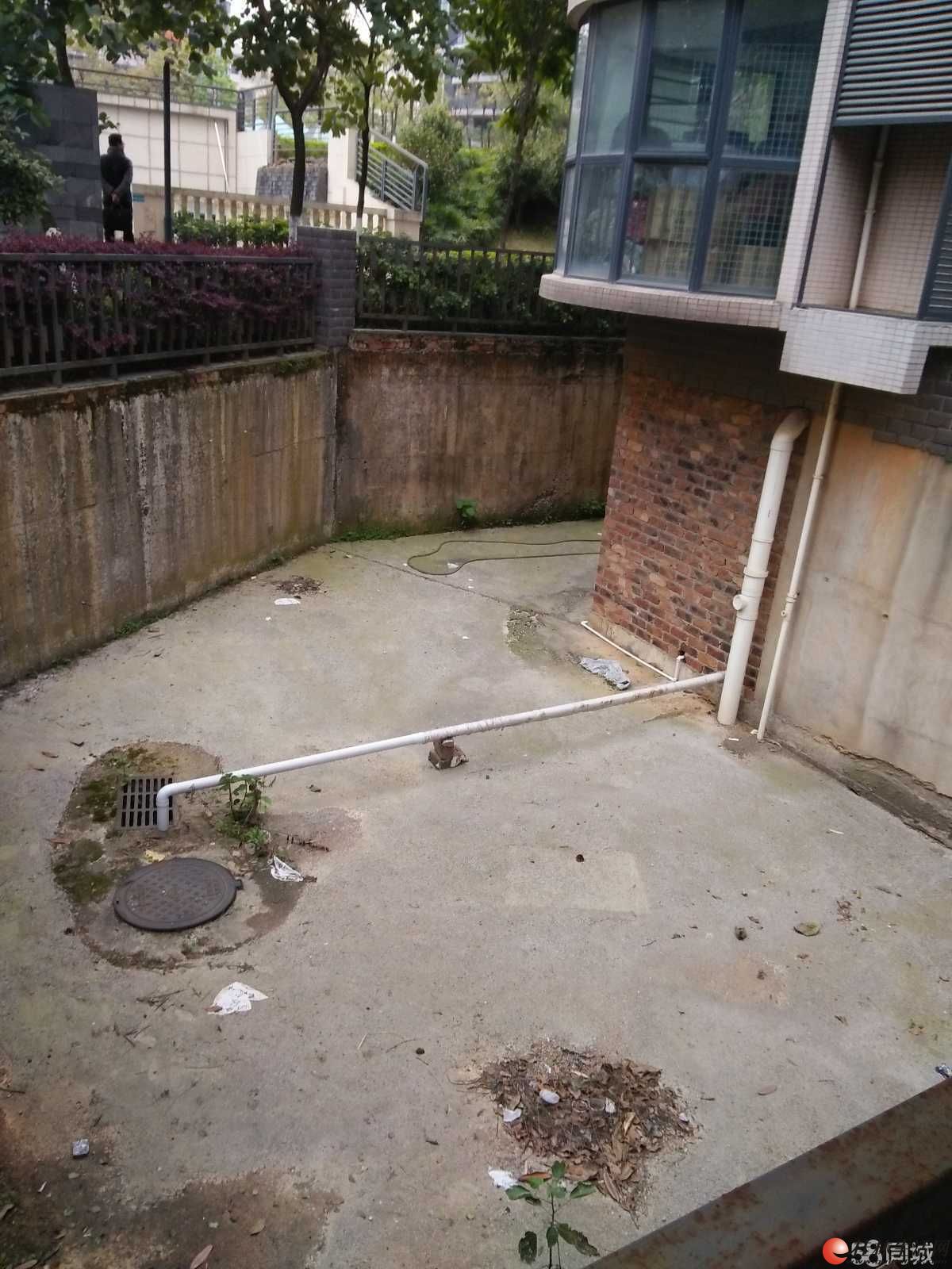 怡和东岸三层 3室2厅2卫 134平米 清水房 201