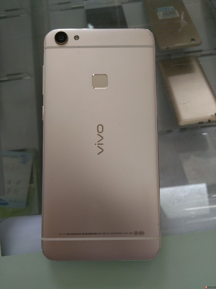 出售98新vivov3mavivox6d和全网通95新oppor9tm