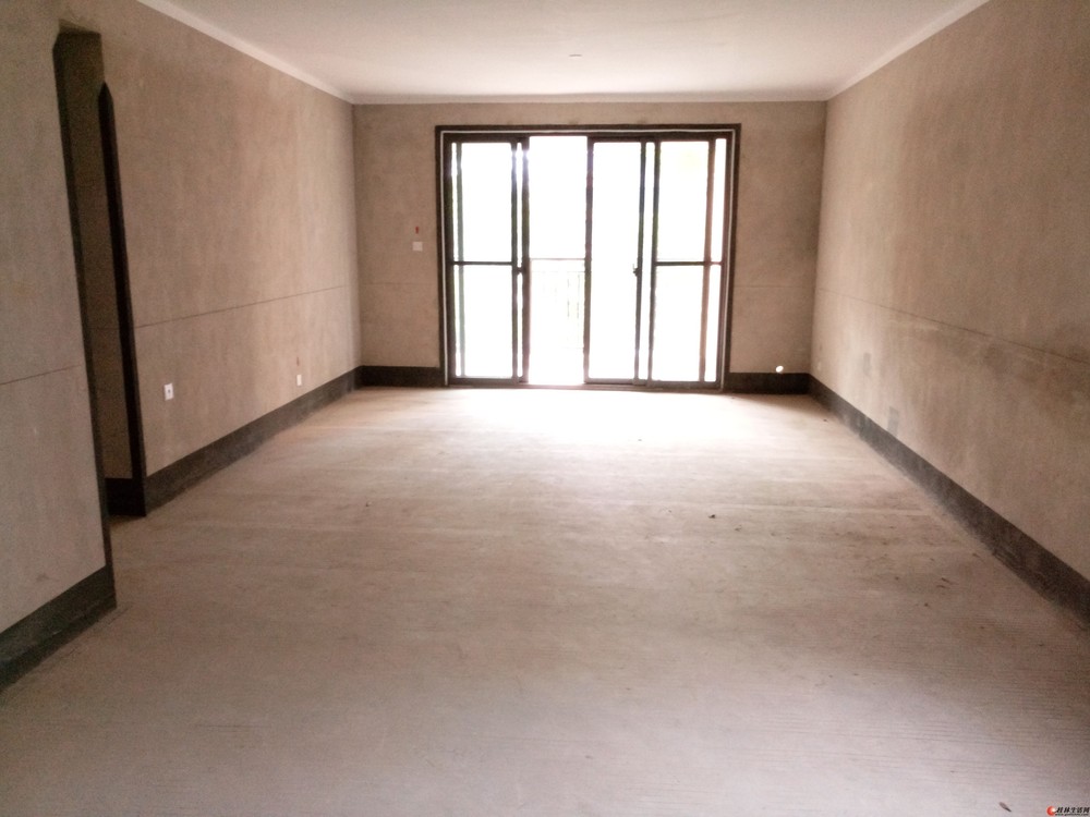 七星区【彰泰睿城】3房2厅2卫 138平米 带40平米花园 清水房 132万 - 桂林二手房 桂林二手房信息 桂林二手房价格 桂林二手房出售 桂林房屋出售 - 桂林分类信息 桂林二手市场