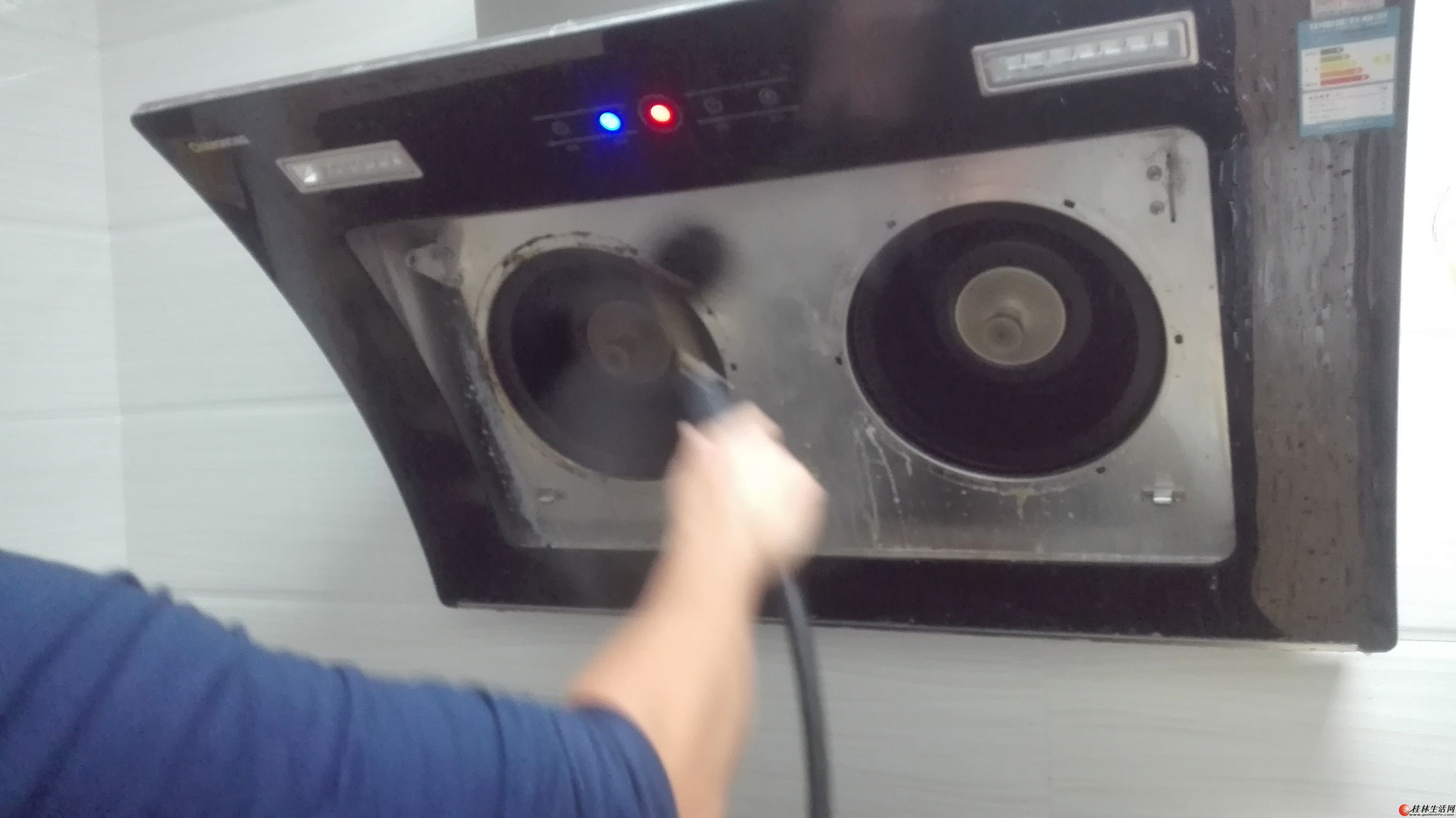 专业高温高压蒸汽清洗拆洗油烟机,洗衣机燃气