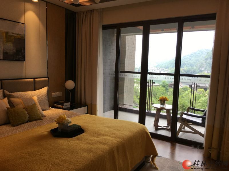 一线江景 漓江郡府 在家中就能把桂林山水,江山美景,尽收眼底