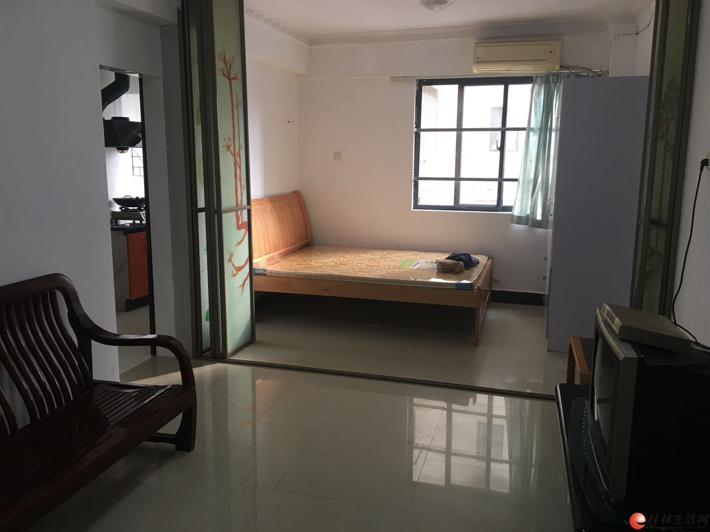 桂林市叠彩区铁路小学防疫站门口6栋2单元50