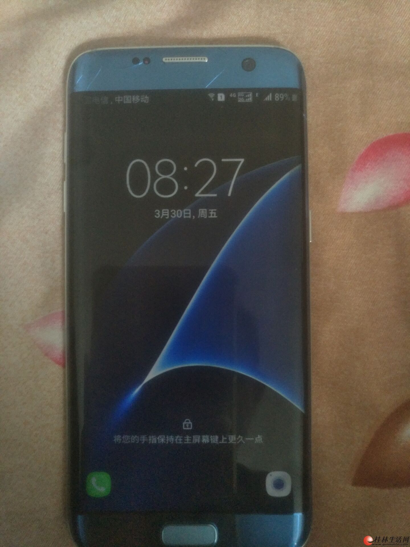 三星曲面国行s7edge 32g 屏幕小破和个小压伤