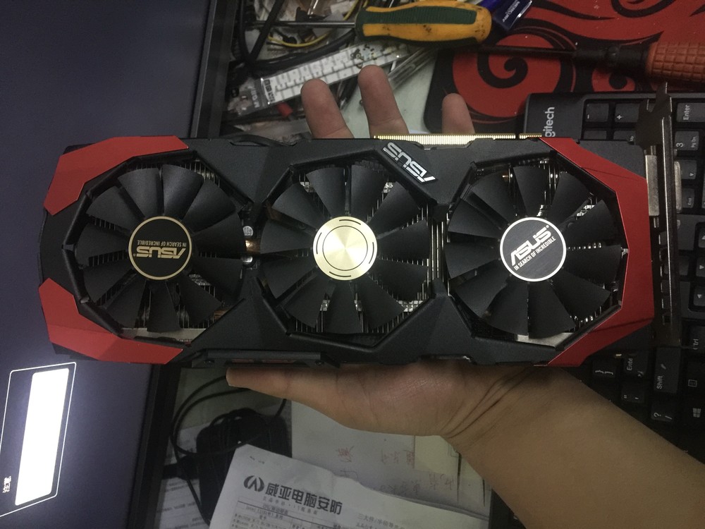 华硕gtx960 4g三风扇最屌的那款