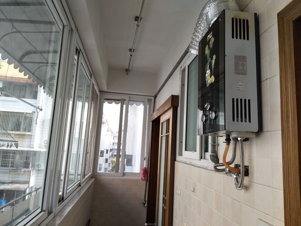 带车位带家电家具水管入住安新南区上海路民拎包创意家具图片