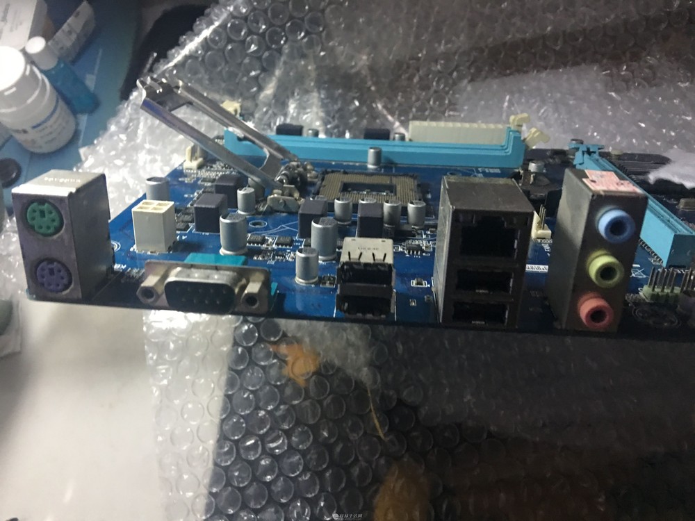 打包出主板p61,a880和cpu g3240和500g希捷硬盘