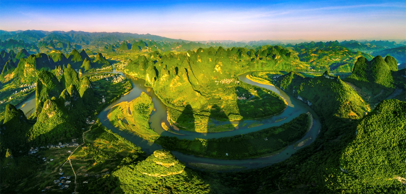 山几重来水几重