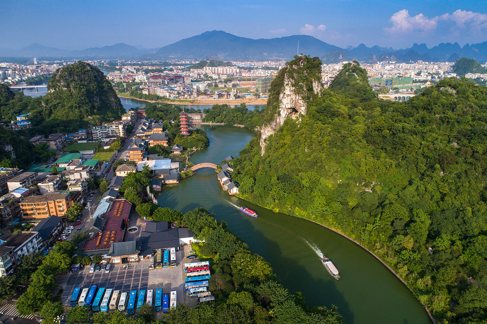 木龙湖风景如画