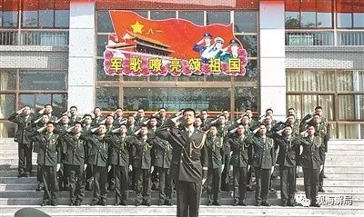 (该团举行歌咏比赛)