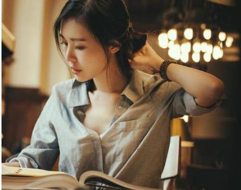 王石求婚成功升级做父亲,回归家庭果断辞职!网友:田朴珺真厉害
