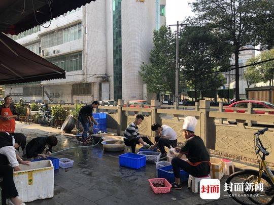 4月16日,记者走访现场