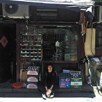 每次拍完几部戏,王传君就要给自己放个假,增加点烟火气。图/艺人微博