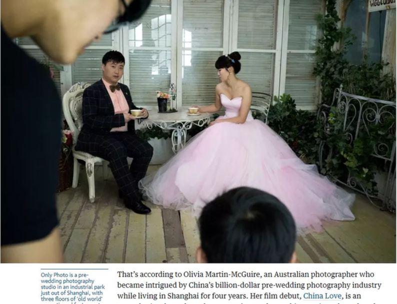 【中国那些事儿】英媒:从黑白证件照到精美婚纱照 小小结婚照折射中国社会大变迁