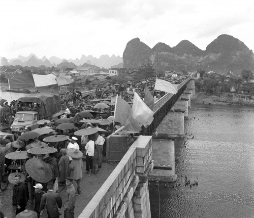 改革开放40周年:桂林城市建设发展图览--解放桥