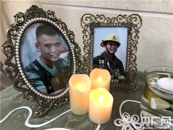 桂林救火牺牲消防员孟鸣之被追认为烈士 追悼