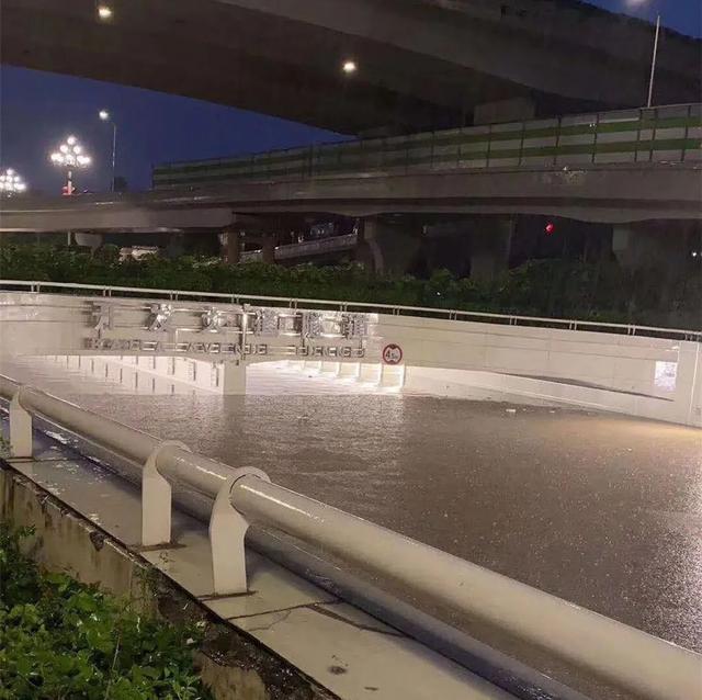 暴雨来袭！我们如何鉴别泡水车和避免车泡水？