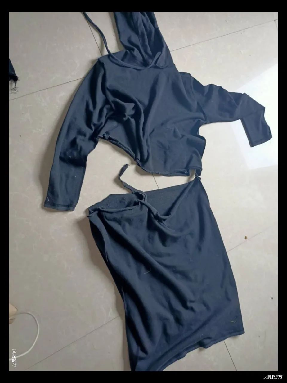 女子回家后,发现199件衣服全部被