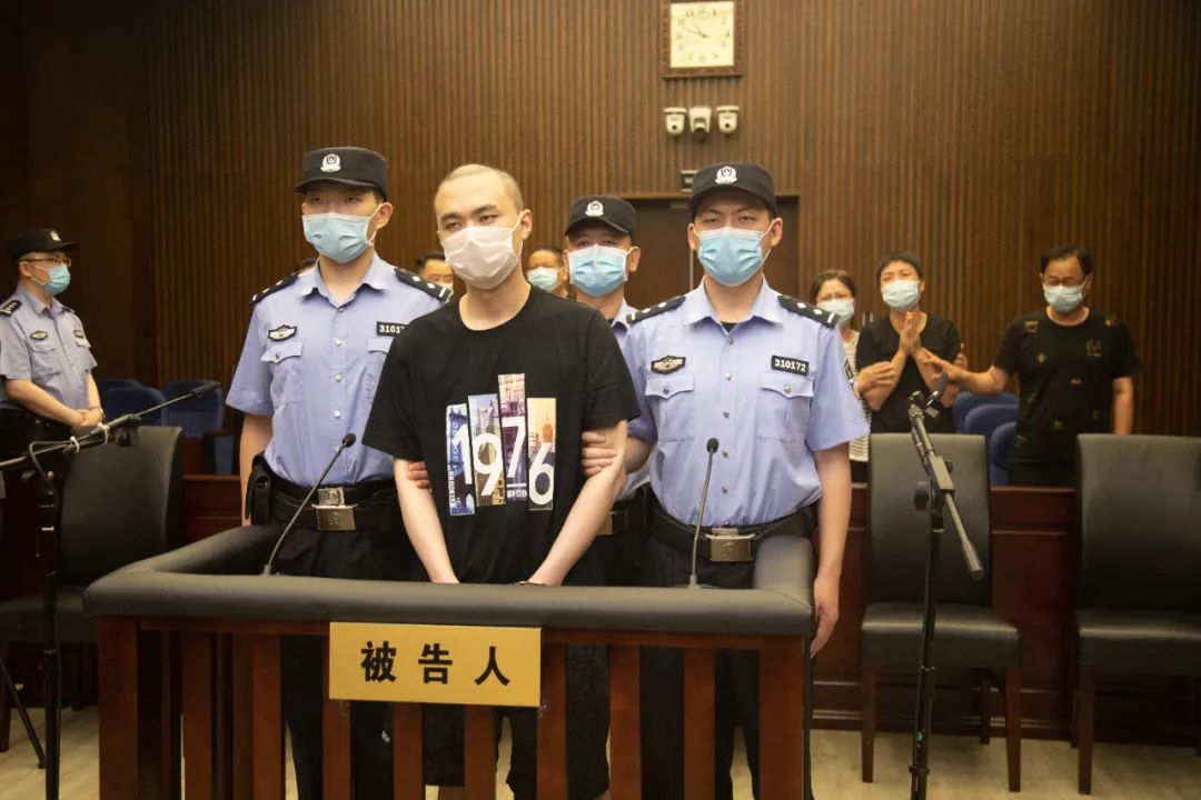 死刑!"上海杀妻焚尸案"一审宣判