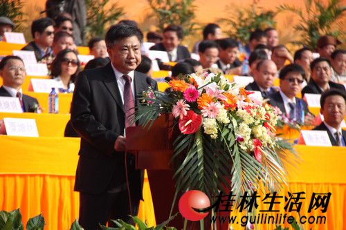 农民伯伯乡下妹_2001年农民纯收入(3)