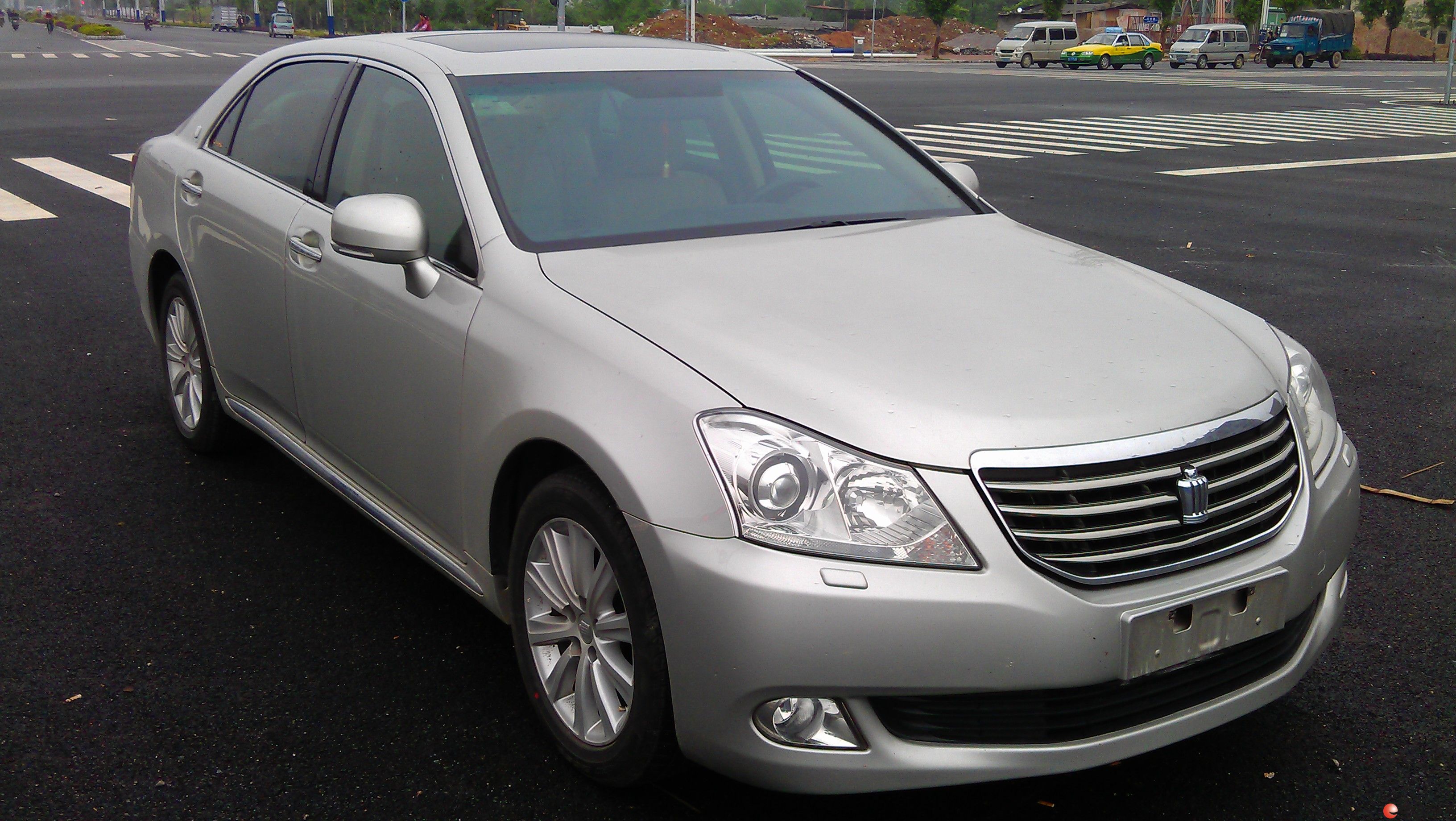 [出售] 丰田皇冠v6 2.5l 真皮天窗版出售 加入收藏