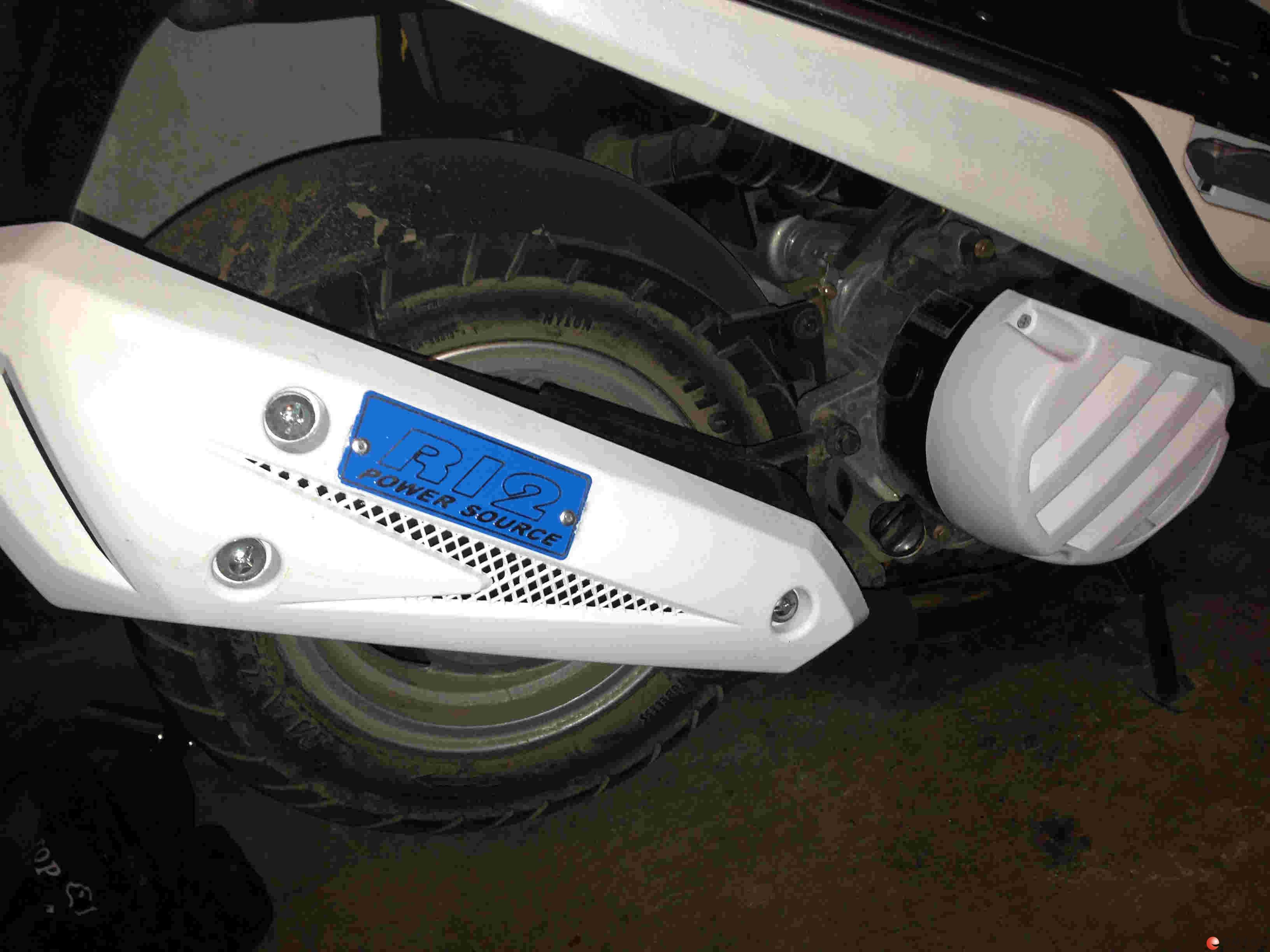 [出售] 出九成新板井r12全回压排气管,光阳劲丽,锋丽直上 加入收藏