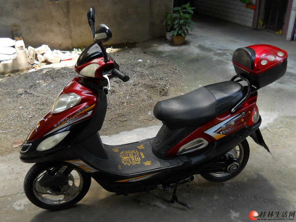 [出售] 车漆很亮的9成新金豪爵电动车甩卖,电机马力强劲,跑得快又远