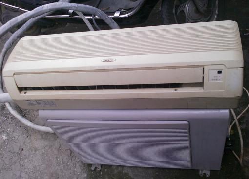 出售三洋1匹冷暖空调750元,包安装.保修1年