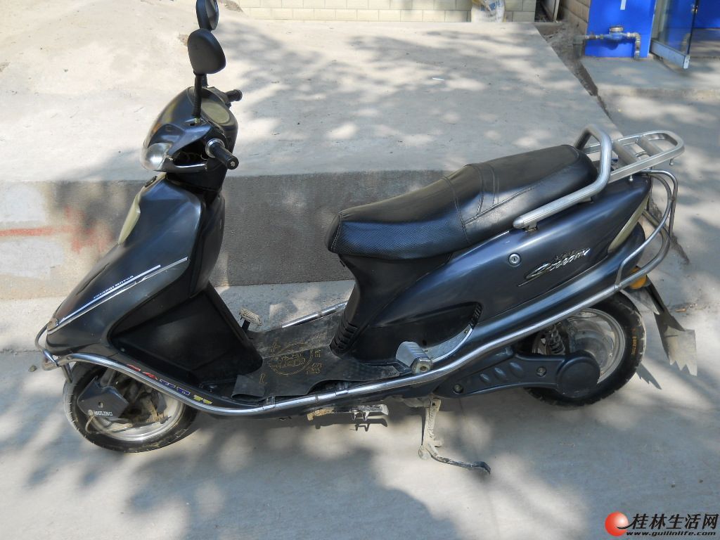 摩托车/电动车/自行车  电动车 > 详细信息               大型本铃脚