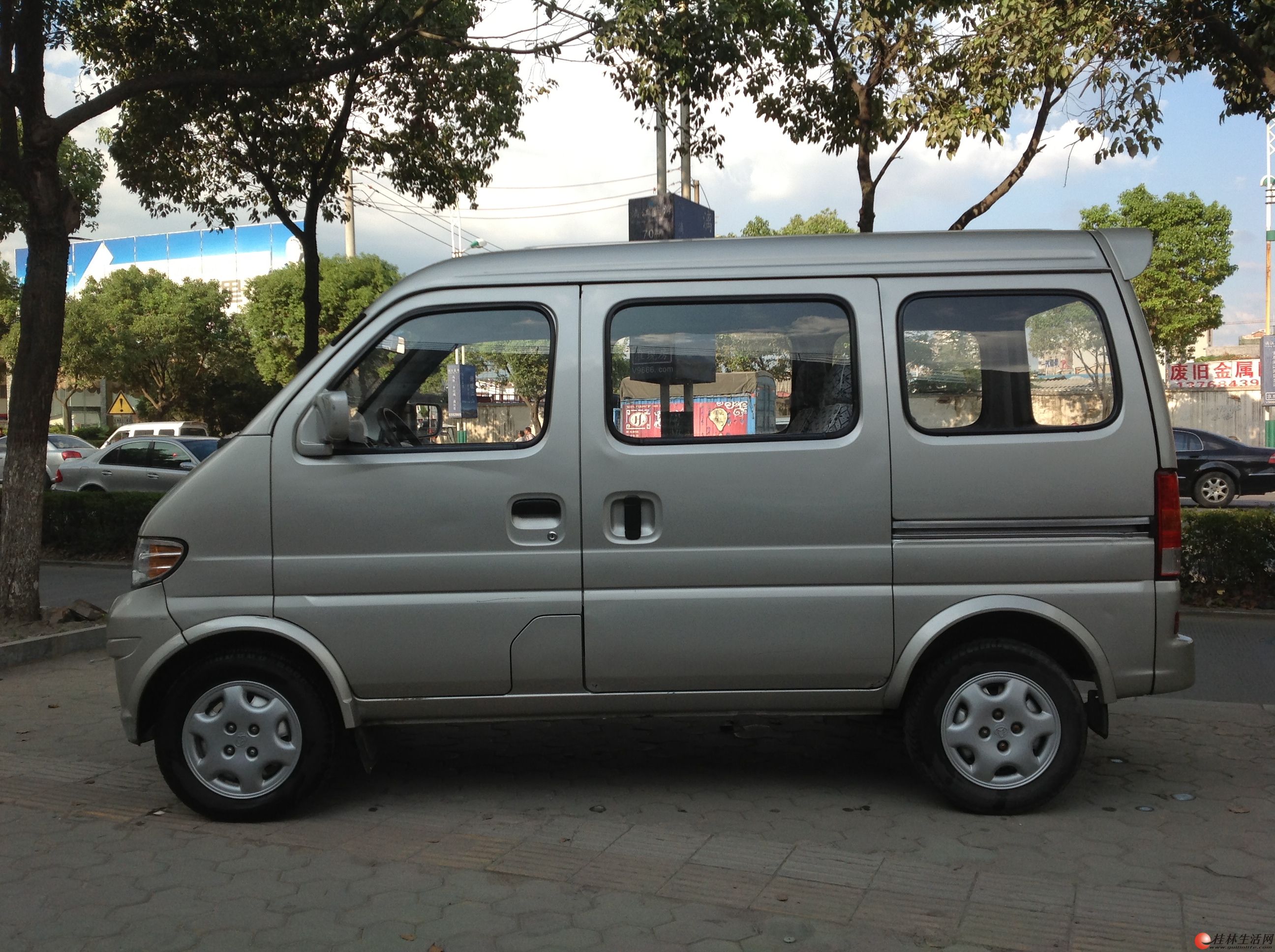 长安之星1.0l新款.发动机拥有铃木技术.