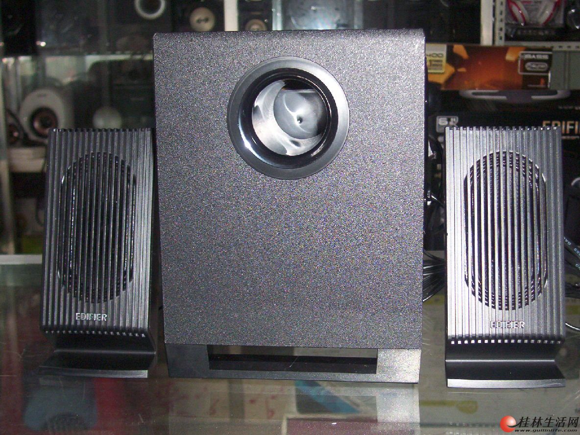 实体店全新漫步者r88多媒体音箱105元套实物多图