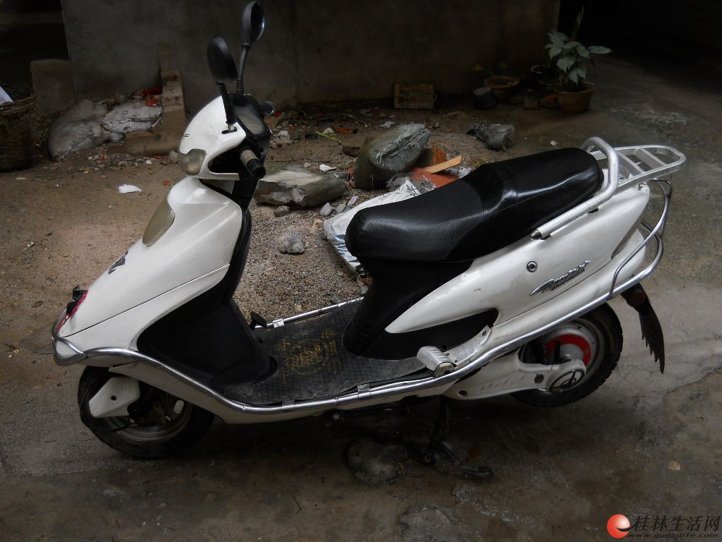 好漂亮的凯奇电动车急卖,实物图,电池跑的超远 捷豹大型脚刹款电摩