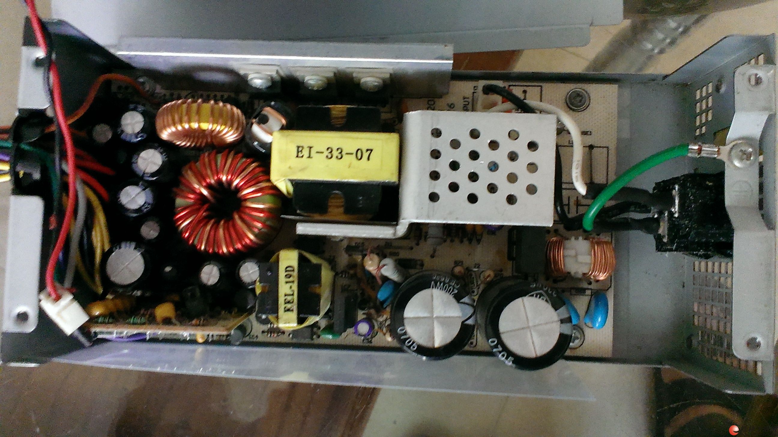多彩电源315w 20针