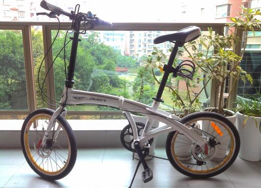 出售一辆宝马折叠自行车先到先得