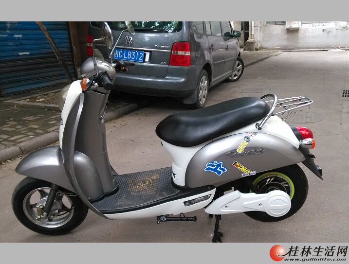 十个月的名牌新大洲小龟王电动车低价卖咯,实物图,最时尚的龟王款