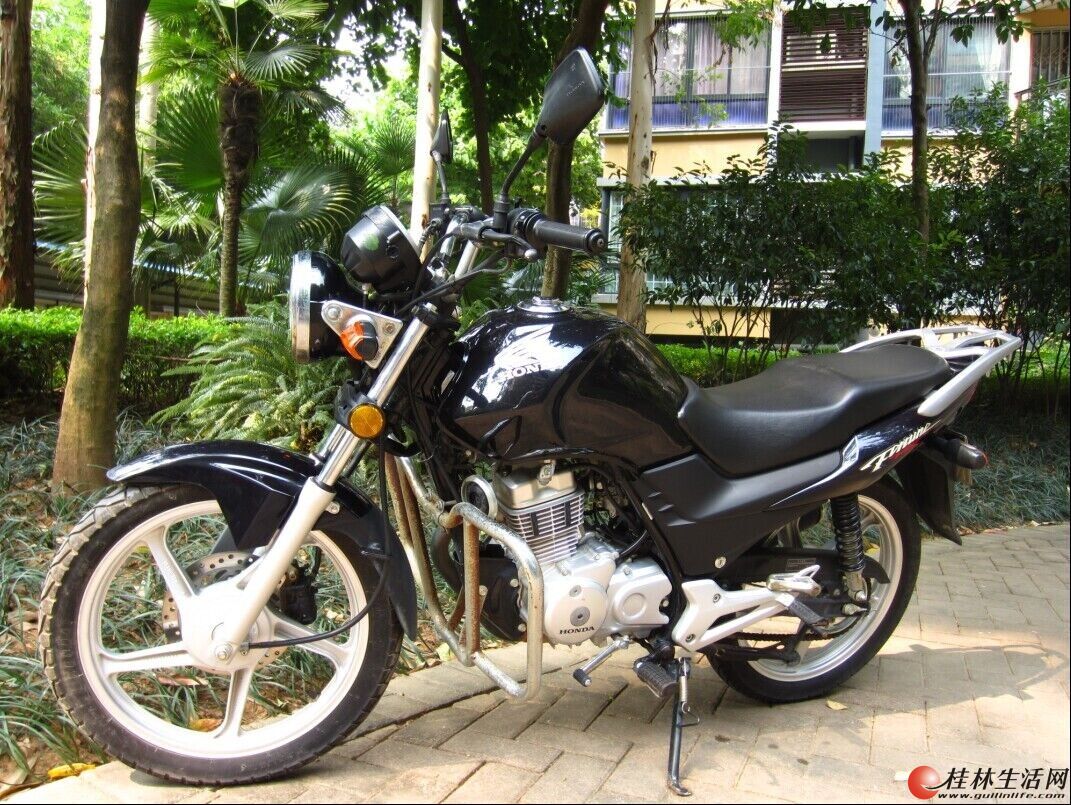 转让自用2011年新锋翼125cc,行驶7000km不到,证件齐.