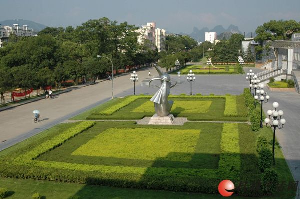 广西师范大学育才校区图片