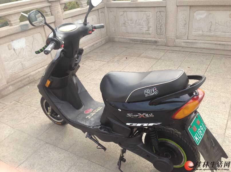 工作调动95成新黑色爱玛巧格款电动车低价出售实物照片