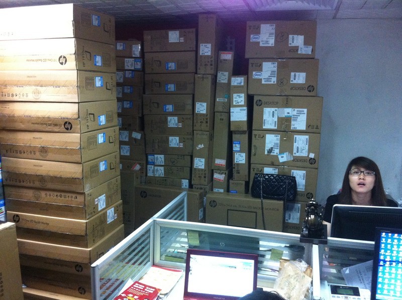 电脑超低价,现有全新机箱双核四核i3办公游戏电脑