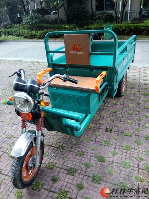 全新电动三轮车低价出售