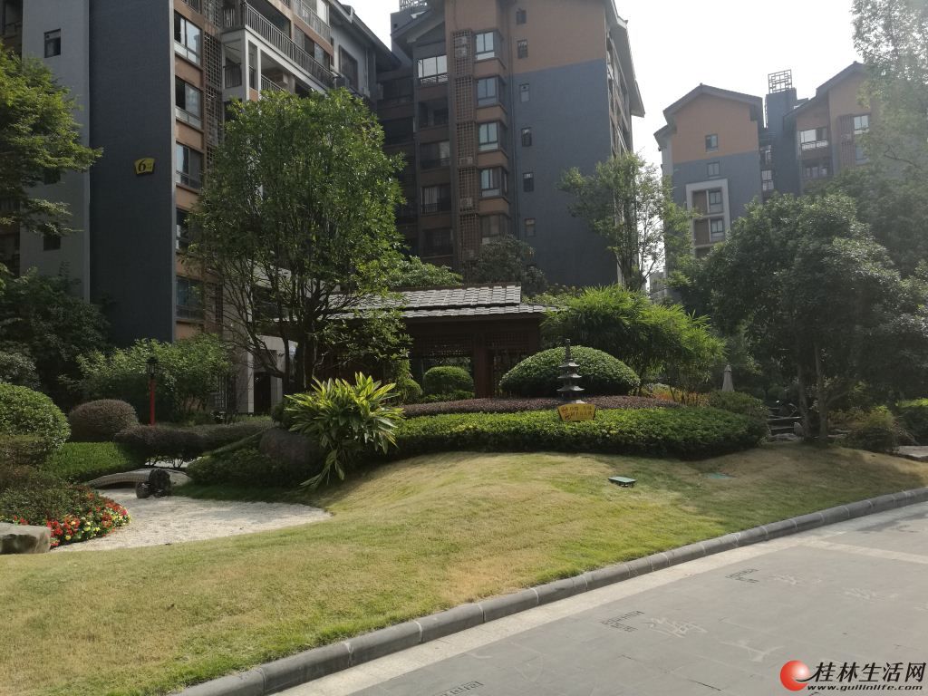 y彰泰春天5楼4房2厅115平86.3万