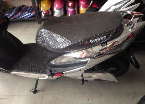 战速电镀银10寸电摩酷车电动车